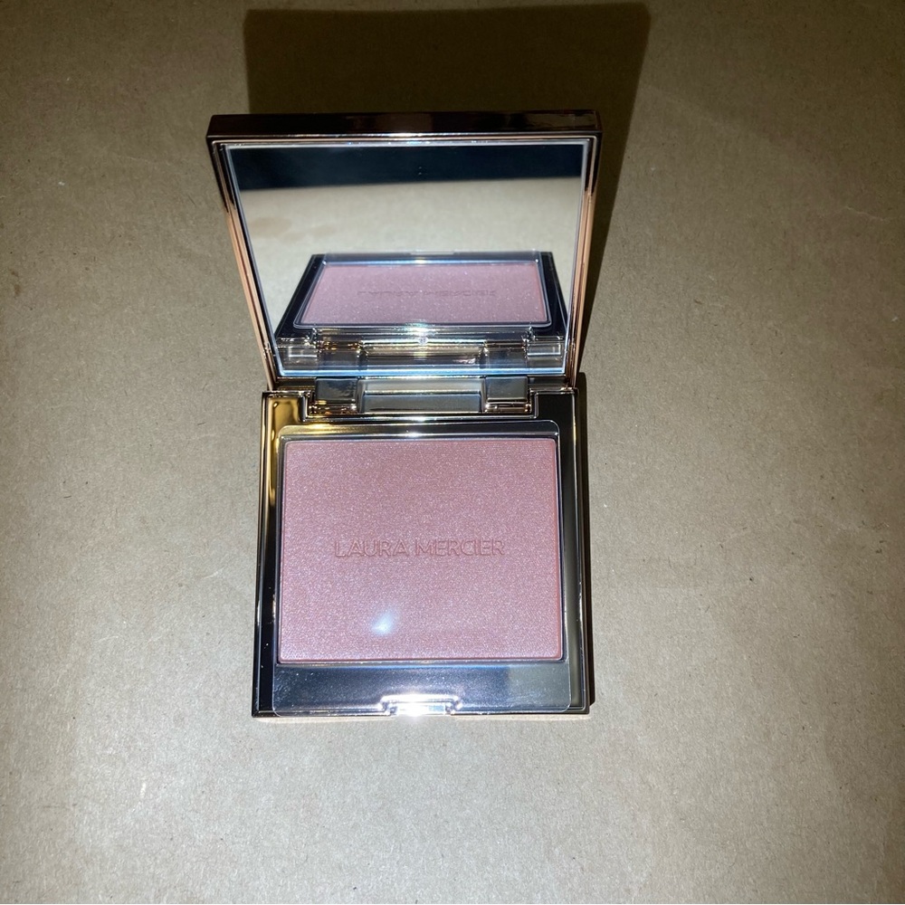 Laura mercier blush